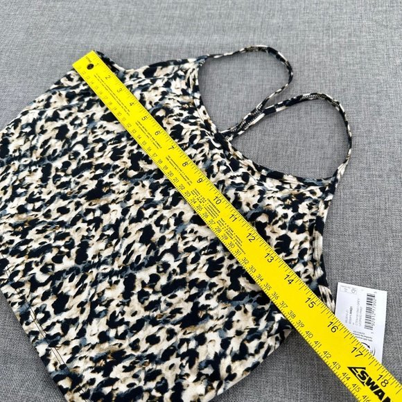 CORE IO Brand‎ New Sport Bra Crop Top Leopard Removable Pads Medium - Picture 5 of 11